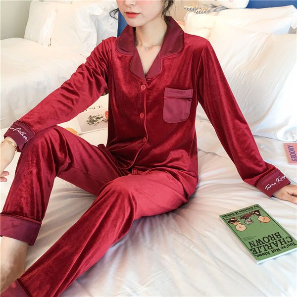 

pajamas wholesale winter new korean gold velvet home wear luxury elegant ladies large size thermal pajamas casual home clothing, Black;red