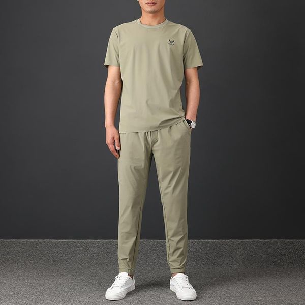 

men's tracksuits 2021longitudinal silksmoothtouch ultra-thin speed dry ice silk two pieces of summer high end laminated leisure sports, Gray