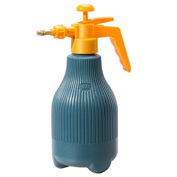 

1pc creative water sprayer press-type yard watering pot gardening supply equipments