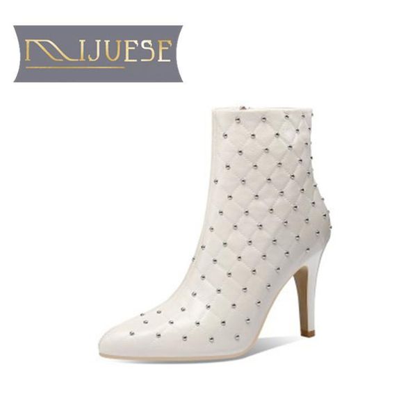 

mljuese 2021 women ankle boots cow leather winter short plush pointed toe zipper high heels female boots size 40, Black