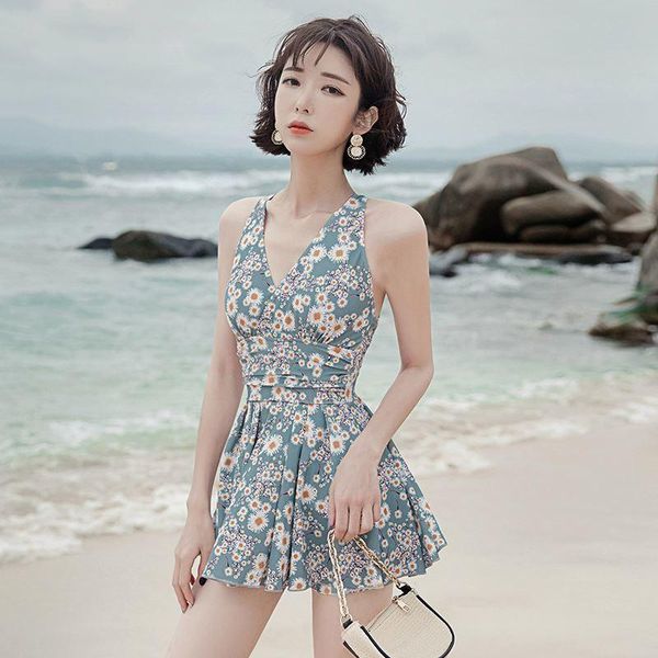 

women's swimwear 2021 women 's fashion one - piece dress oversize cover belly swimsuit, White;black