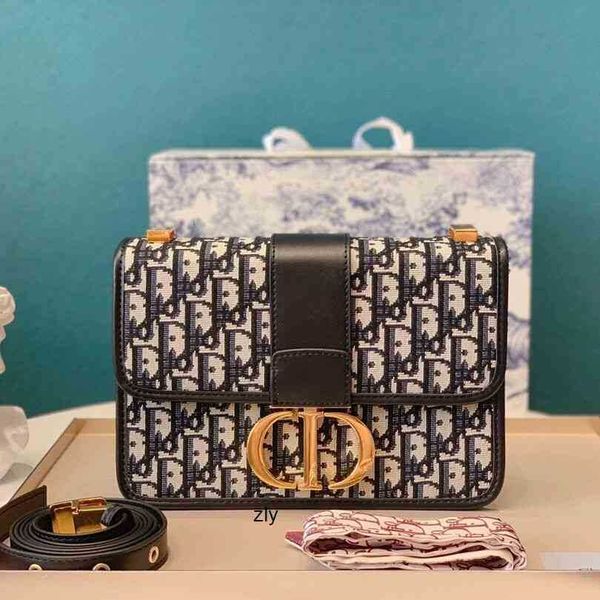 

2021 new embroidered canvas women's bag european and american fashion versatile small square single shoulder messenger large zly j0ke
