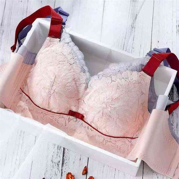 

large size latex underwear without steel ring gather women's big chest show small bra close sub breast thin full cup lace, Red;black