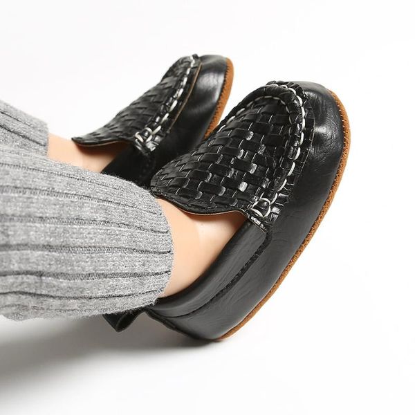 

first walkers baby moccasins toddler shoes born soft bottom fashion black kids checkered 0-1 years walker pu cotton