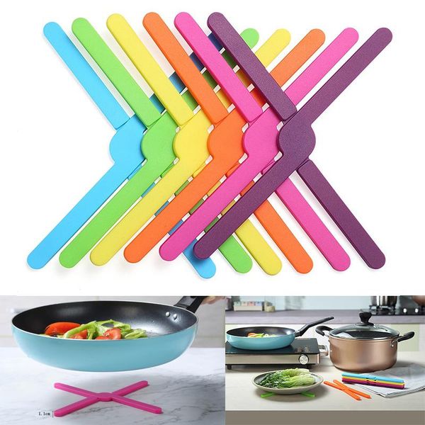 

mats & pads 6 pack trivets silicone pot holde non-slip foldable heat-resistant collapsible cross design