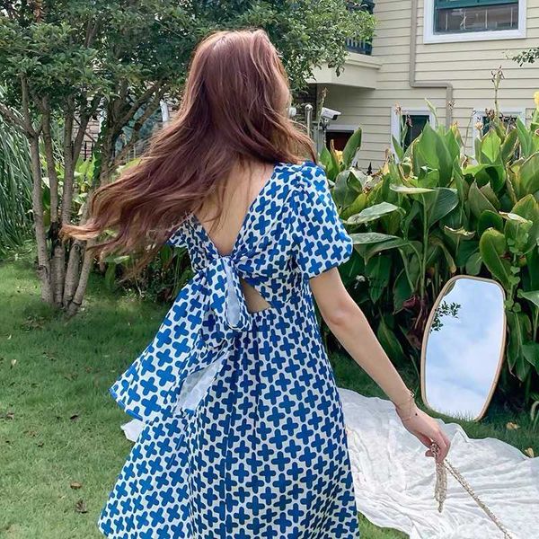 

2021 french square neck bandage bow small man temperament light familiar wind backls beach women's drs, Black;gray