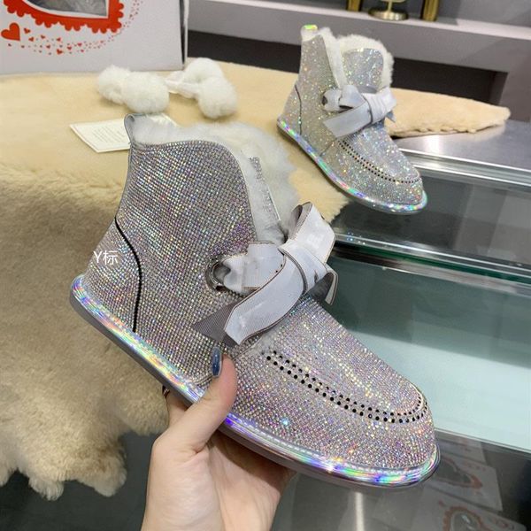 Stivali Bling Crystal Winter Snow Women per tacchi piatti strass diamanti pelle scamosciata calda scarpe peluche donna