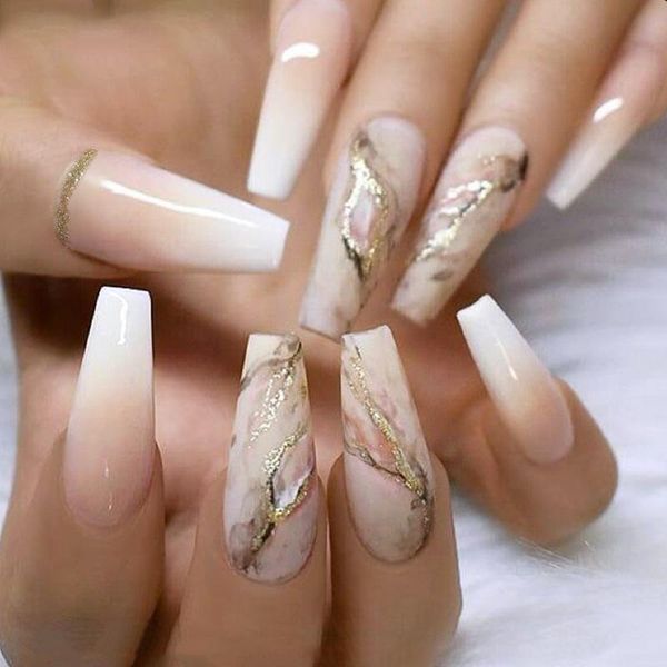 False Nails 24Pcs/Set Nude Gradient Fake Gold Foil Glue Type Removable Long Paragraph Fashion Manicure Fully Covered Nail Decoration