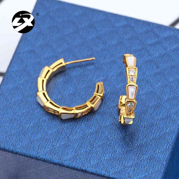 

earrings charms small fresh snake bone creative shell micro inlaid zircon copper plated, Golden