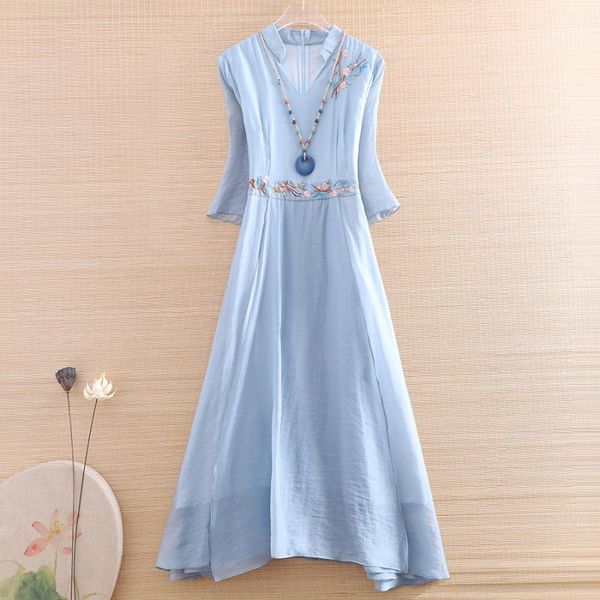 

hi-end summer women cheongsam dress embroidery plum blossom slim elegant lady chinese style a-line party qiapo -xxl ethnic clothing, Red