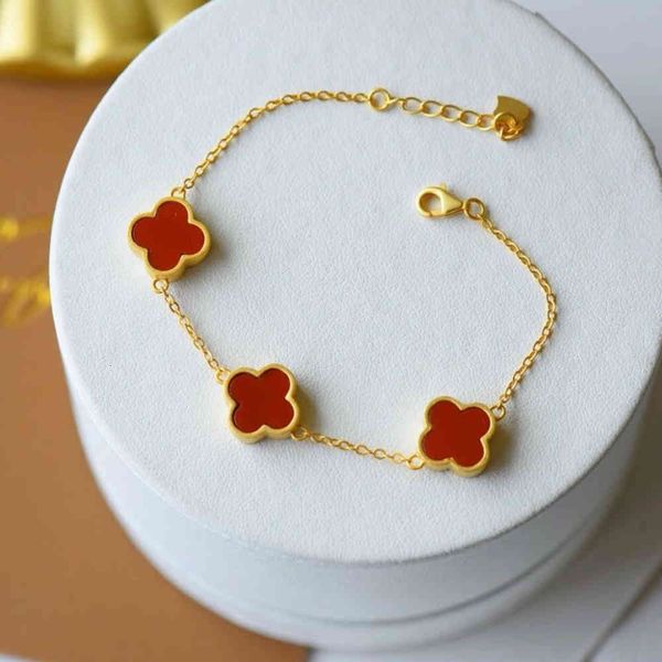 

chain bracelet south red clover inlid gold-plted brcelet temperment to give gift girlfriend, Black