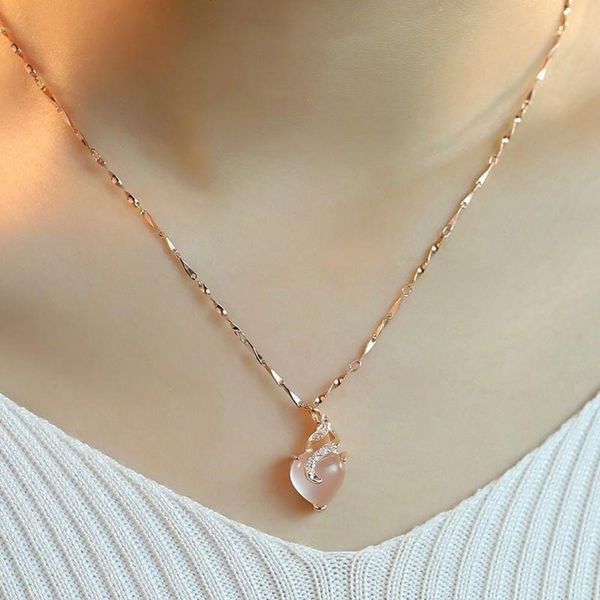 

necklace female clavicle chain simple rose hibiscus stone powder crystal pendant colored gold gift (with pendant), Black