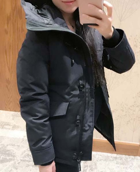 Fashion Winter Women Parkas Rided Designer Down Parka Hooded Zippers Jackets Womens Ostrewear Warm cappotti per donne online