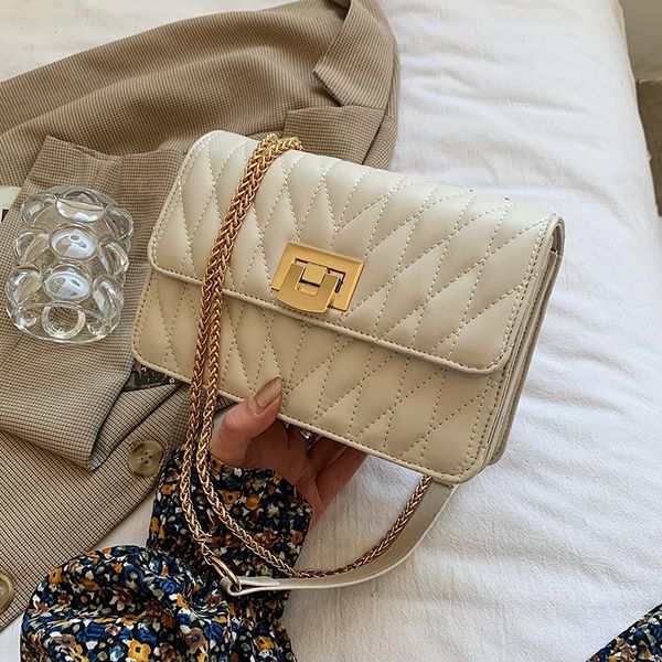 

shoulder bags niche design high-end female fashion chain messenger bag square underarm dual-use width: 22cm