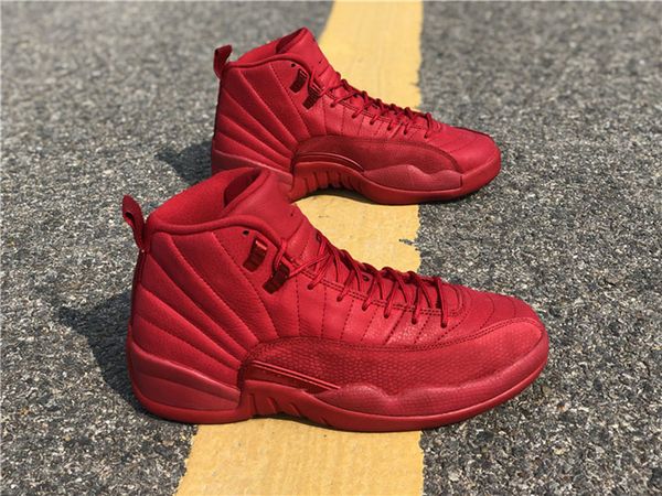 

limited edition union 12 "bulls" basketball shoes red color original grade xii real carbon fiber fashion trainers ship with box