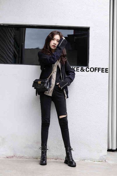 

sw byfar short boots women's big power with the same paragraph 2021 early winter new leather low thick heel lace martin, Black