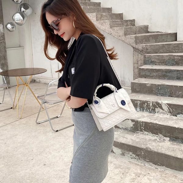 

fashion new european multi-purpose one-shoulder stereotyped trendy messenger bag station 2021 simple portable small square female 9 cfavx