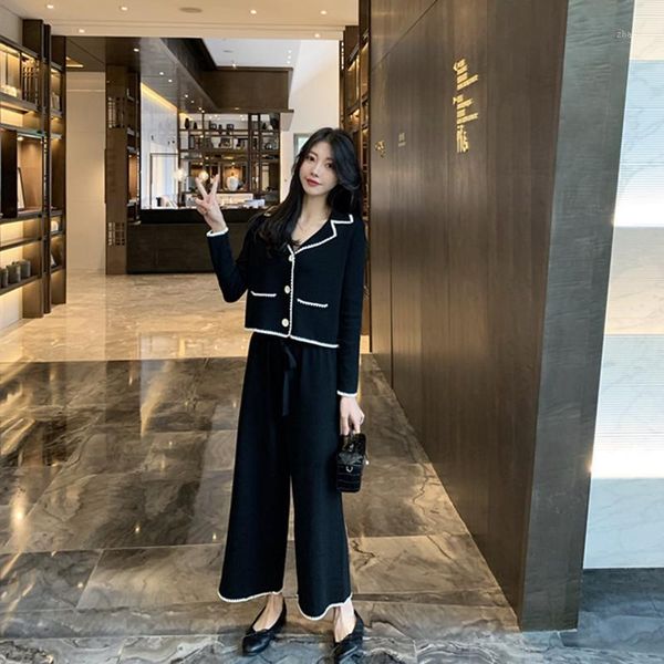 

two piece dress spring small fragrance wind knitted suit female korean version of the slim lapel shirt wide leg trousers two-piece, White