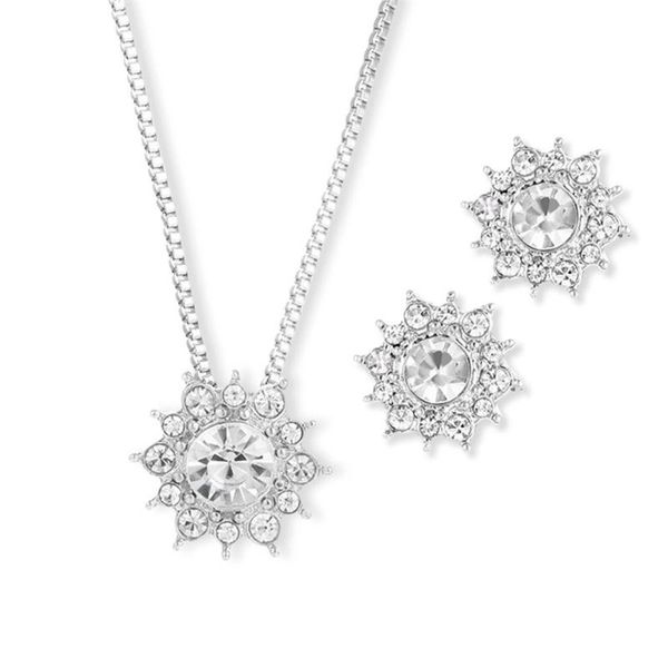 

pendant necklaces stylish temperament snowflake jewelry ladies crystal necklace women wedding party y20, Silver