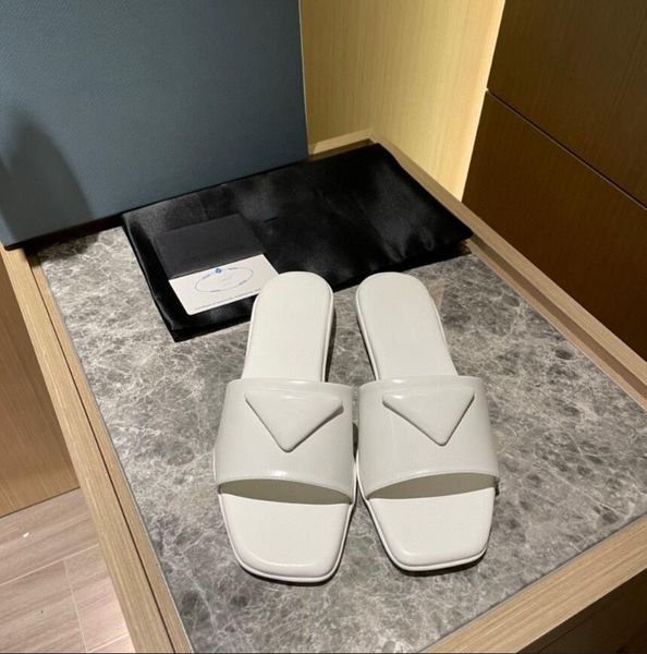 

2021 luxury designer women sandals high heels slide leather hight sandal ladies summer slippers with box size 35-40, Black