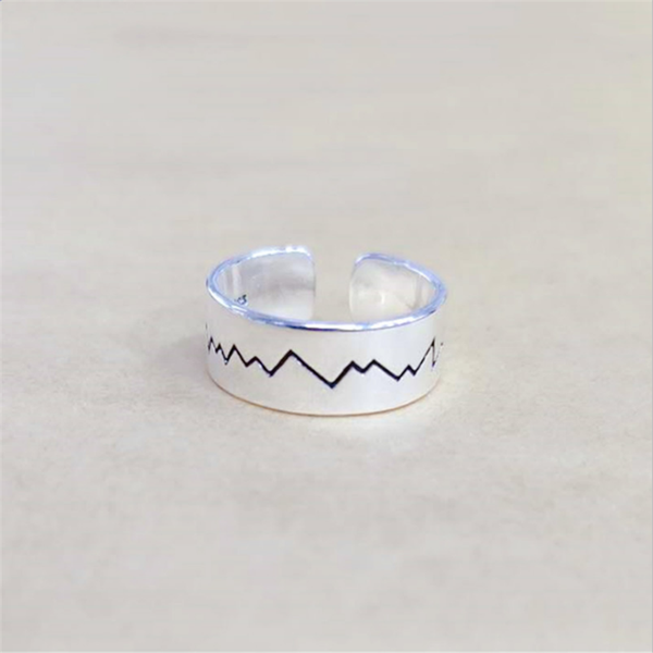 

wedding rings fashion creative electrocardiogram retro wave texture smooth opening women's ring jewelry accessories wholesale, Slivery;golden