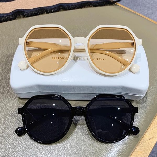 

sunglasses 2021 fashion style all-match trend personalized round frame ins candy color big, White;black