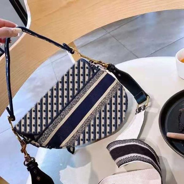 

luxury fashion brand shoulder bag aaa designer ladies bag retro messenger bag handbag inspiration embroidered wallet