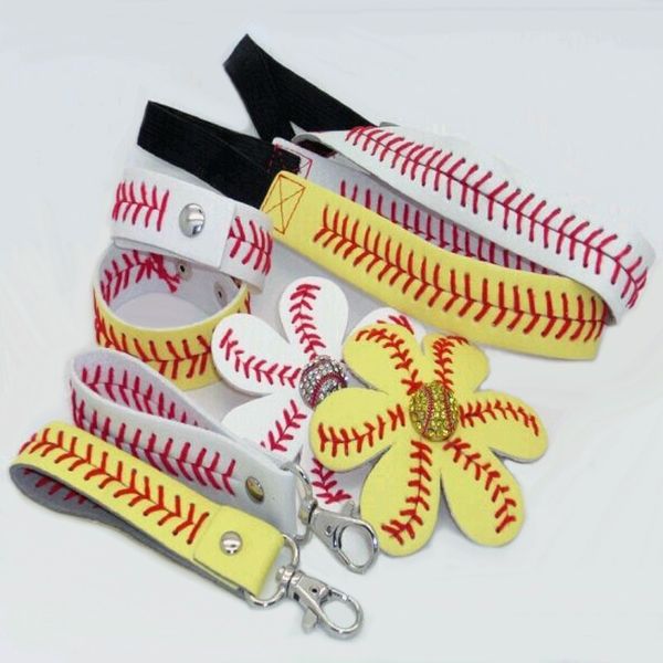 Softball/Baseball 4 kit regalo in pelle per bomboniere, un set = 1 portachiavi + 1 braccialetto + 1 fascia per capelli + 1 fiocco per capelli = 4 pezzi, combinazione perfetta