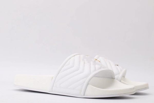 

luxury popular men slides with spikes 2021 summer man red bottom sandals pool fun flats slip on slippers flip flops slippery nn0413 zlh, Black