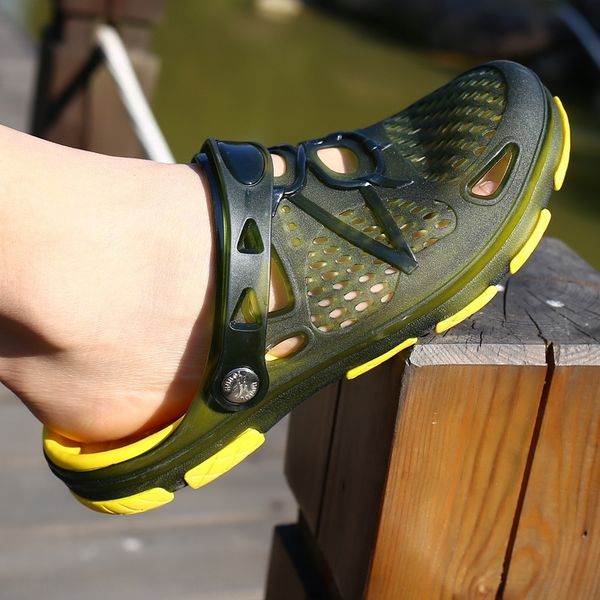 

4wy summer beach men's hole baotou korean beach shoes fashion casual anti sandalsslip dual purpose sandals men's shoes