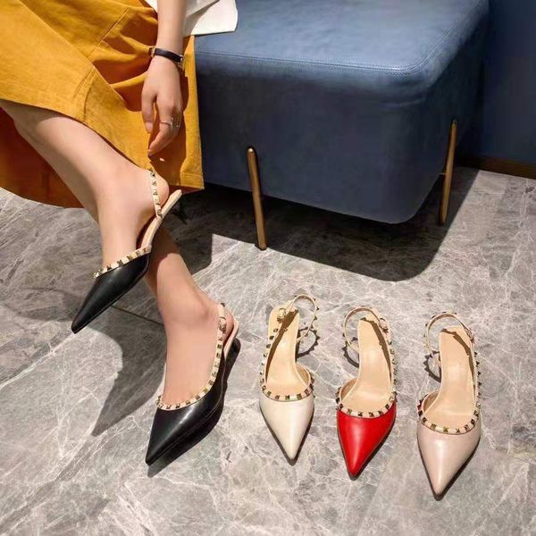 

2021 flat belt high heels, thin heel wrap head rear empty rivet sandals, Black