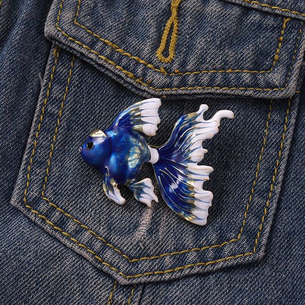 

ocean series blue goldfish model brooches women alloy cartoon fish lapel pins european bags cowboy anti-light buckle clothes badge jewelry a, Gray