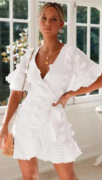 

2021 summer v-neck short sleeve flower embroidery lace up cardigan ruffle dress medium length, White