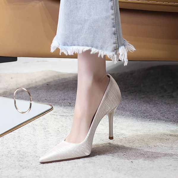 

sandals 2021 autumn stiletto heel daily work shoes female pointed banquet dress silk surface fashion shallow mouth single ifo, Black