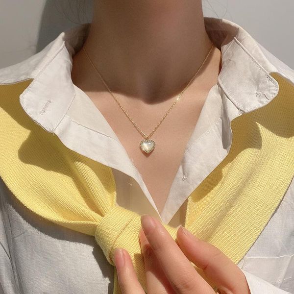 

pendant necklaces shiny zircon love heart shell necklace women clavicle chain light luxury temperament sweet exquisite jewelry, Silver