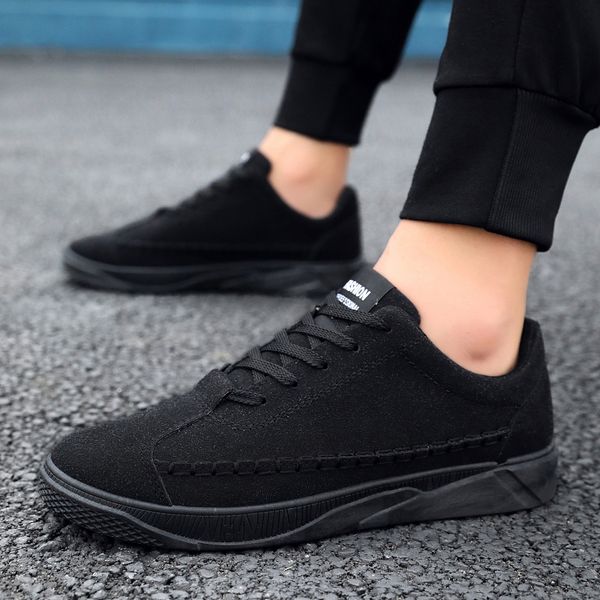 

2021 men running shoes black red grey fashion mens trainers breathable sports sneakers size 39-44 eo, White;red