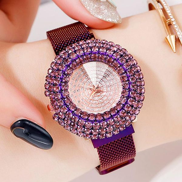 Armbanduhren Luxus Damenuhr Voller Kristall Zifferblatt Große Diamant Damen Armbanduhren Mesh Magnet Stahlband Weibliche Mode Strass Uhr