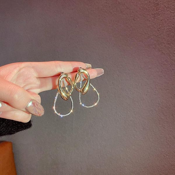 

simple geometric inlaid rhinestone drop-shaped earrings net red fashion temperament stud, Golden;silver