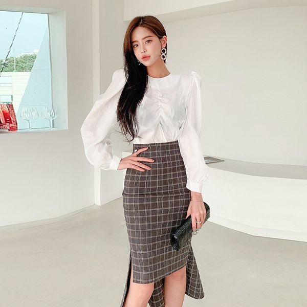 

arrival female fashion set spring ol perspective white shirt mermaid skirt two pieces together, Black