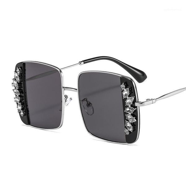 

metal square flower diamond women's sunglasses available in multiple colors fashionable uv protection all-match avant-garde, White;black
