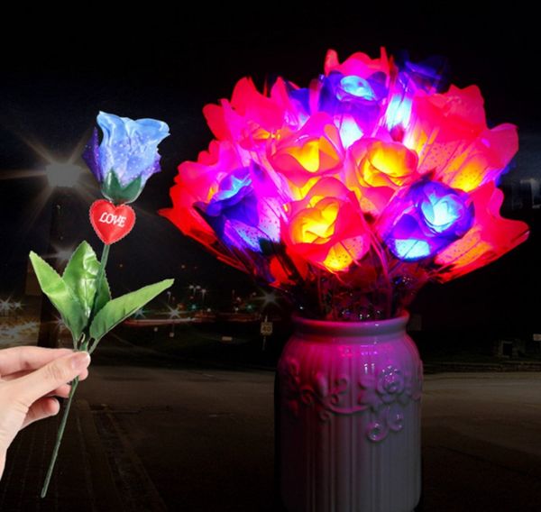 LED Light Up Bouquet Fiori Party Lampeggiante Incandescente Rose Wand Sticks Decorazione di nozze Regalo commemorativo di San Valentino