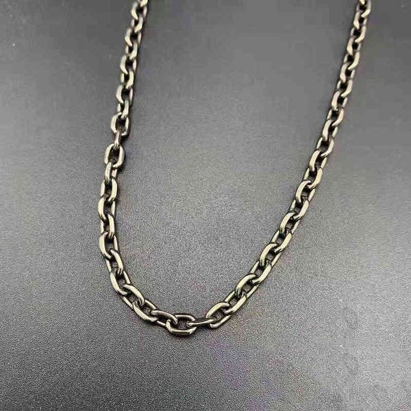 

23 inch pure titanium chain - o shaped welded links ( 3.2 mm wide), Silver