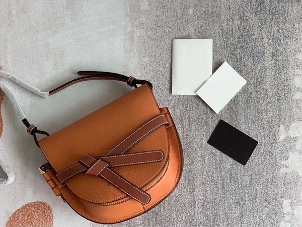 

2021 new lychee leather saddle bagzlyzly