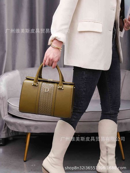 

sole by designer fashion women's bag purse