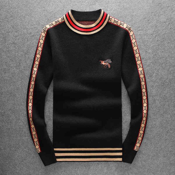 

boutique sweater autumn and winter 2021 men's t-neck style woolen bee embroidery knitting bottom coat, White;black
