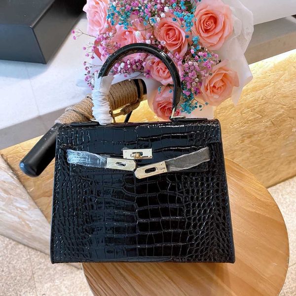 

luxurys designers bags lady handbag mens wallet nylon cross body waist bag woman outdoors totes shoulder mother's day