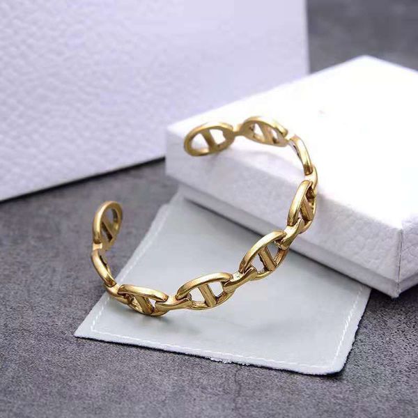 

design jewelry 2021 new fashion bracelet women's net red high version classic ring women, Black