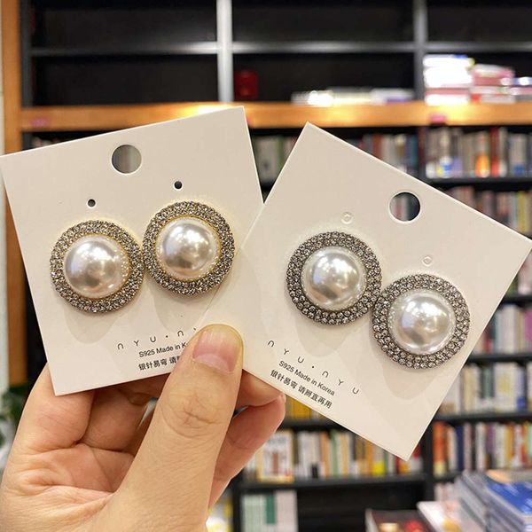 

fashion fine large pearl temperament earrings simple sweet flash