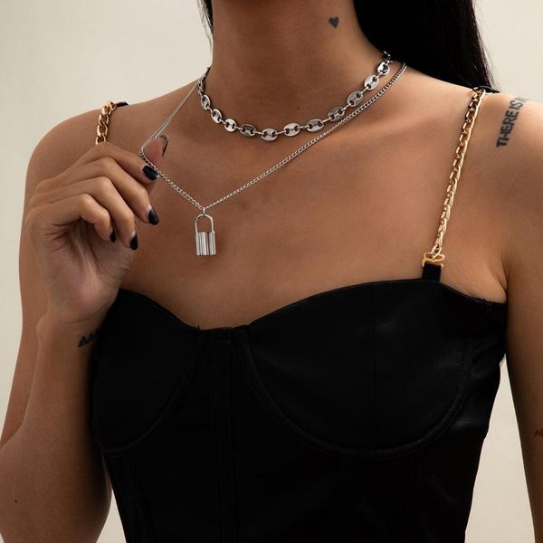 

pendant necklaces vintage double iron chain choker necklace for women exaggerated pig nose shape clavicle jewelry accessories, Silver
