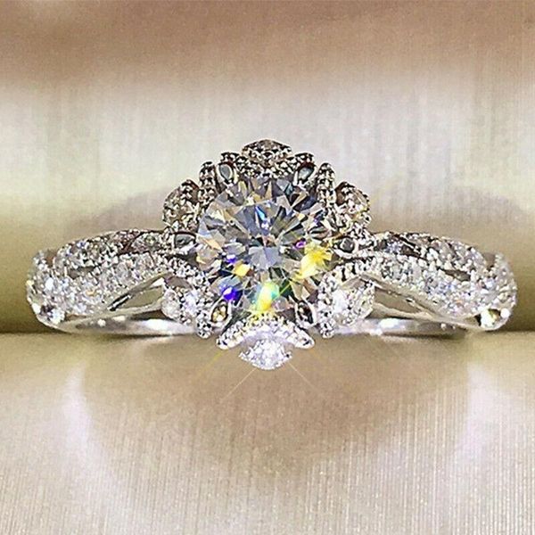 

wedding rings gorgeous round cut white alloy size 5-11 women, Slivery;golden